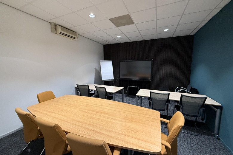 BedrijfsruimteaanDonk 7 a<br/> inBarendrecht