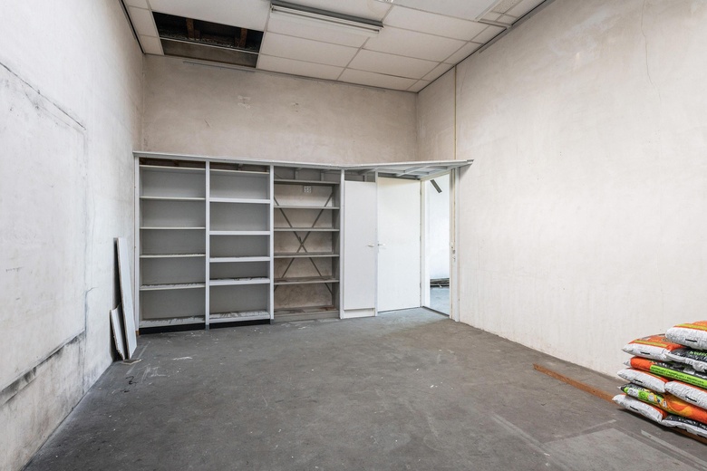 BedrijfsruimteaanGashavenstraat 3<br/> inDeventer BedrijfsruimteaanGashavenstraat 3<br/> inDeventer
