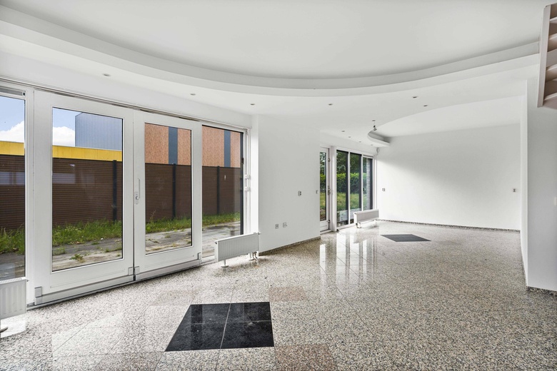 BedrijfsruimteaanOperetteweg 74<br/> inAlmere