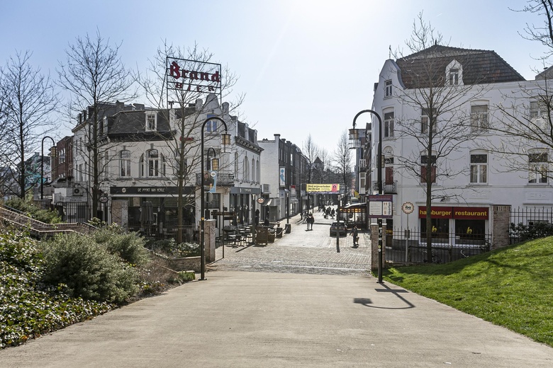 WinkelruimteaanSaroleastraat 68<br/> inHeerlen