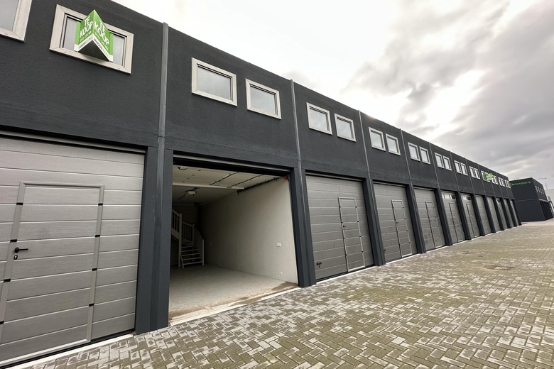 BedrijfsruimteaanTitaniumweg 182<br/> inAlphen aan den Rijn BedrijfsruimteaanTitaniumweg 182<br/> inAlphen aan den Rijn