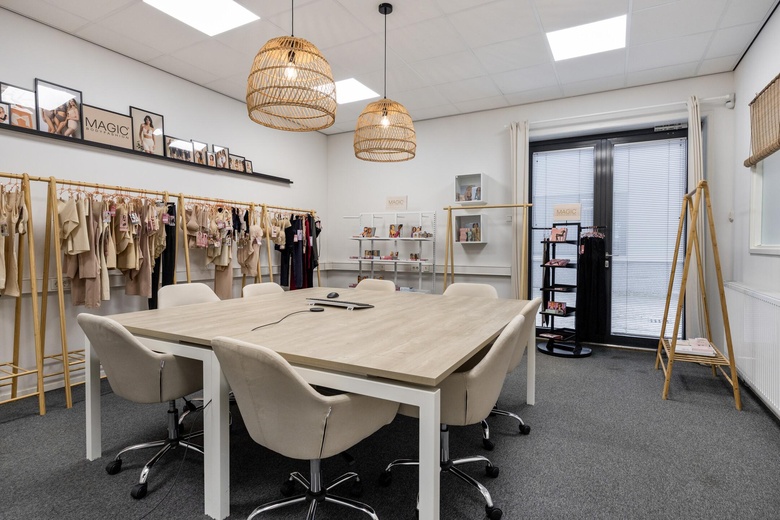 BedrijfsruimteaanTwentepoort West 51<br/> inAlmelo