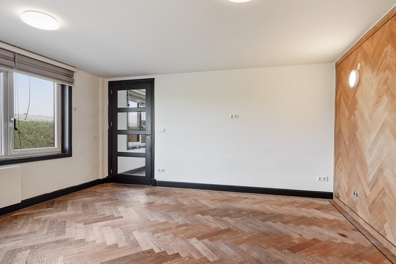 BedrijfsruimteaanPoortland 210<br/> inAmsterdam BedrijfsruimteaanPoortland 210<br/> inAmsterdam