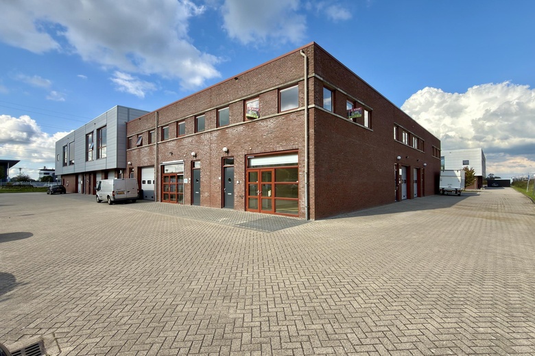 Bekijk foto 1 van De Corridor 12 a