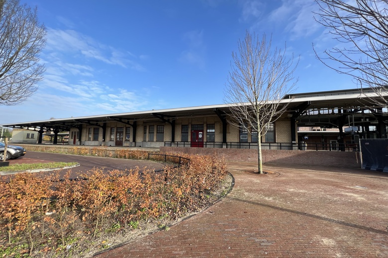WinkelruimteaanStationsweg 3 E<br/> inBussum WinkelruimteaanStationsweg 3 E<br/> inBussum