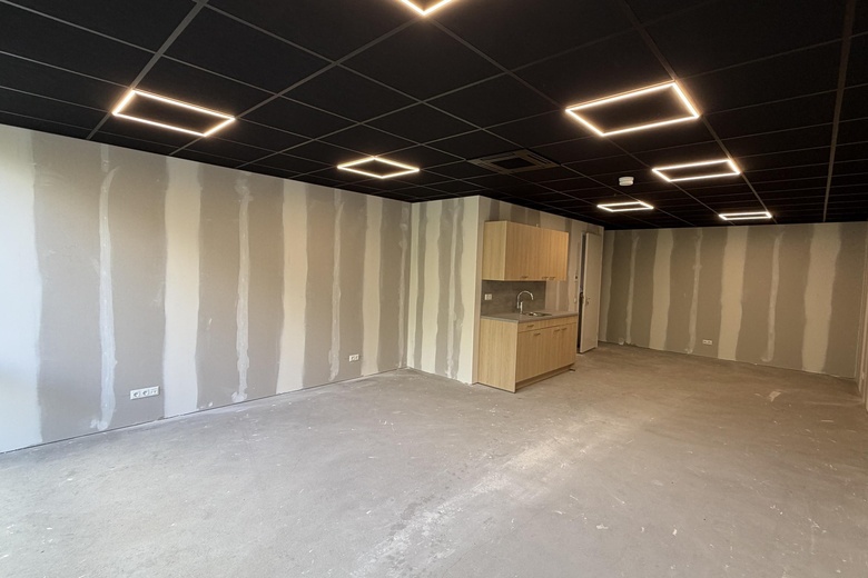 BedrijfsruimteaanZandstraat 12 B<br/> inBest