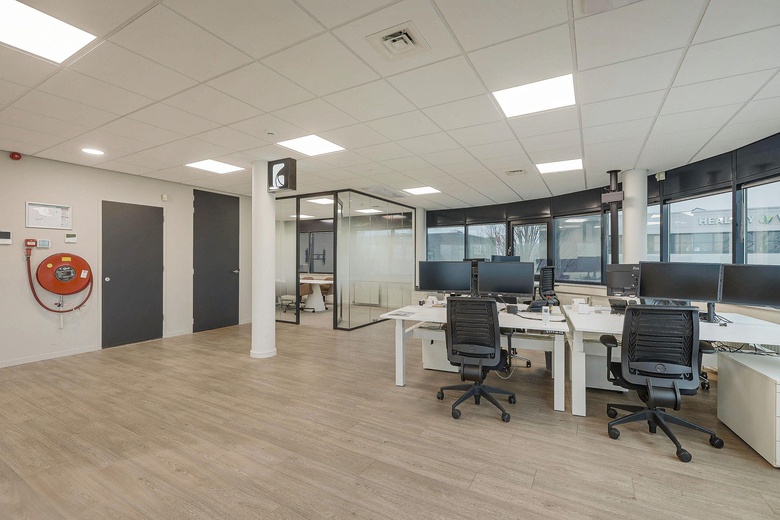 BedrijfsruimteaanDukdalfweg 60<br/> inAmsterdam