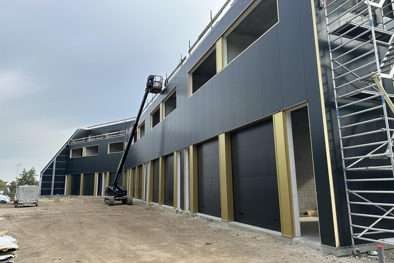 BedrijfsruimteaanDijkleger 1 g<br/> inVianen BedrijfsruimteaanDijkleger 1 g<br/> inVianen
