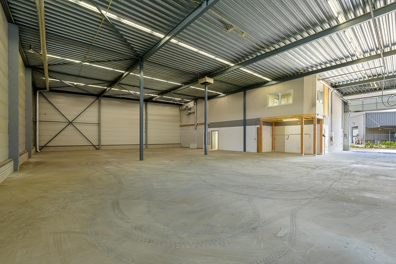 BedrijfsruimteaanDriemanssteeweg 52<br/> inRotterdam BedrijfsruimteaanDriemanssteeweg 52<br/> inRotterdam