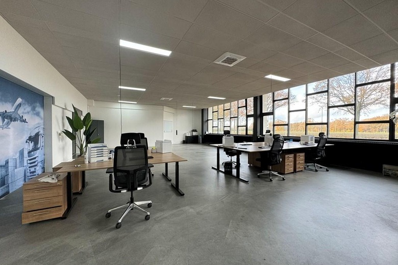 KantoorruimteaanAmbachtsweg 1 B<br/> inBladel KantoorruimteaanAmbachtsweg 1 B<br/> inBladel