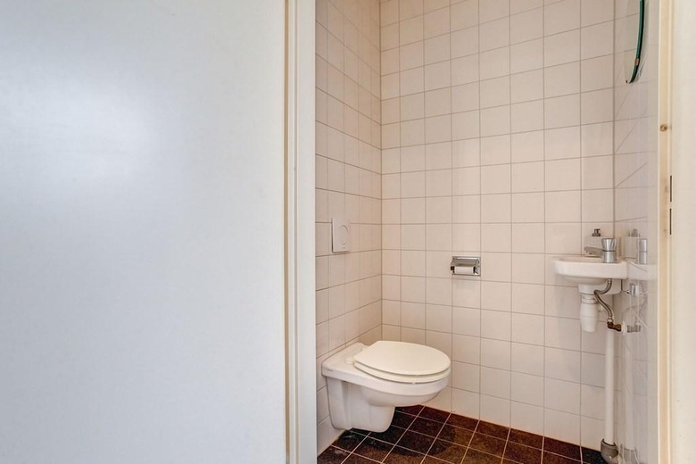 WinkelruimteaanBellstraat 2 D<br/> inVlaardingen WinkelruimteaanBellstraat 2 D<br/> inVlaardingen