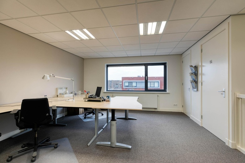 KantoorruimteaanBinnendelta 11 m<br/> inBlaricum