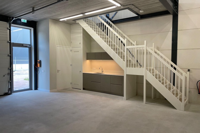 BedrijfsruimteaanKoningsbeltweg 74 A<br/> inAlmere