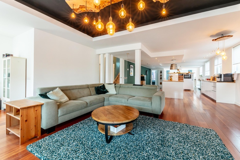 BedrijfsruimteaanMolendijk 11<br/> inRockanje