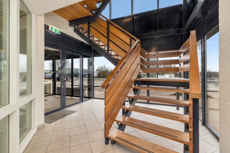 BedrijfsruimteaanPanovenweg 10<br/> inTiel