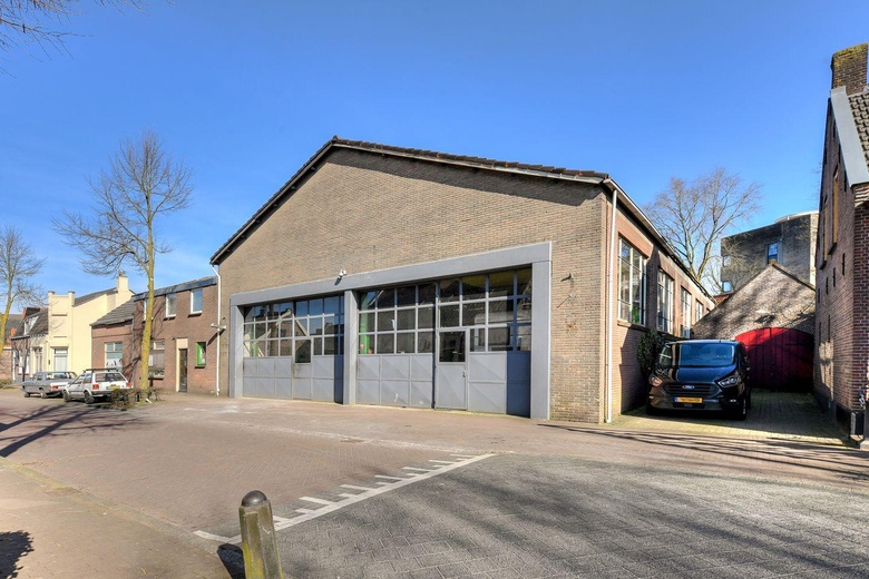 BedrijfsruimteaanAbdis van Thornstraat 16 - 18<br/> inGilze