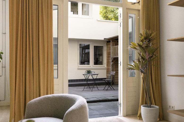 BedrijfsruimteaanDerde Oosterparkstraat 125 A<br/> inAmsterdam