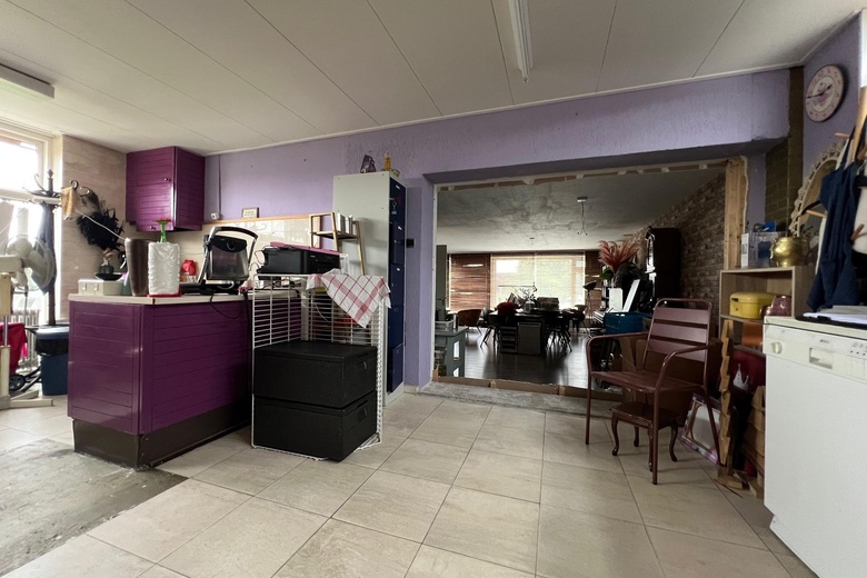 WinkelruimteaanBurgemeester Winklerplein 20<br/> inSliedrecht