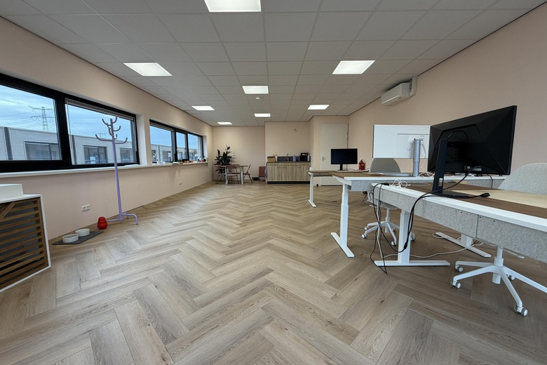 BedrijfsruimteaanOlivijn 518<br/> inDordrecht