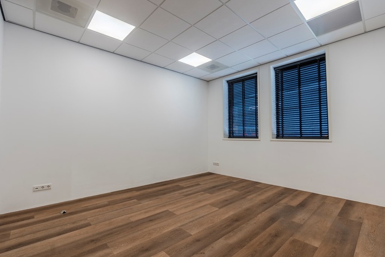 KantoorruimteaanWarwickstraat 15<br/> inSteenbergen KantoorruimteaanWarwickstraat 15<br/> inSteenbergen