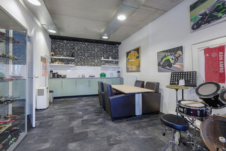 BedrijfsruimteaanSluispolderweg 13 A 18<br/> inZaandam