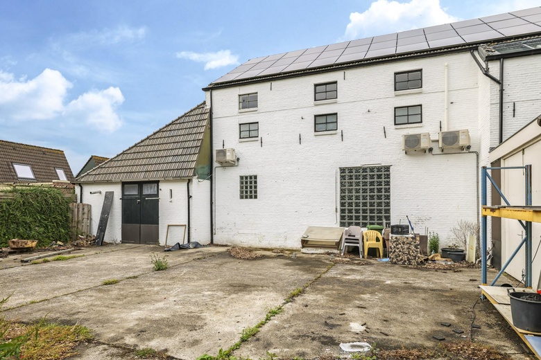 BedrijfsruimteaanDorpsstraat 40<br/> inHummelo