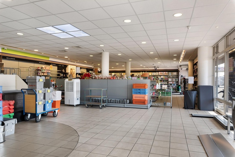 WinkelruimteaanLoenenseweg 6<br/> inEerbeek WinkelruimteaanLoenenseweg 6<br/> inEerbeek