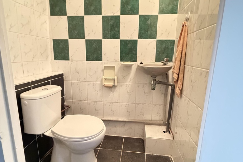 BedrijfsruimteaanNieuw-Zeelandweg 8 T<br/> inAmsterdam