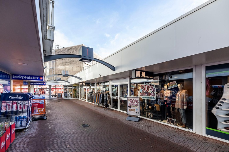 WinkelruimteaanDen Bogerd 12 - 14<br/> inHardinxveld-Giessendam