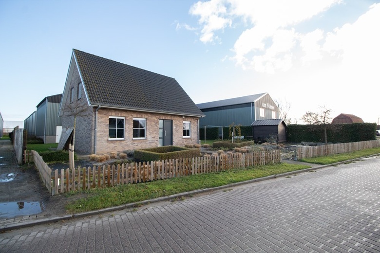 BedrijfsruimteaanOranjestraat 60<br/> inIJzendijke