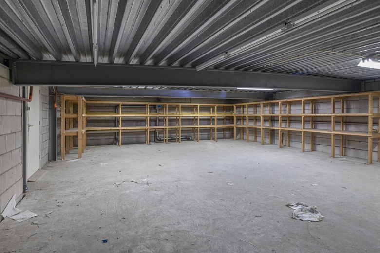 BedrijfsruimteaanNijverheidsstraat 9<br/> inLichtenvoorde BedrijfsruimteaanNijverheidsstraat 9<br/> inLichtenvoorde