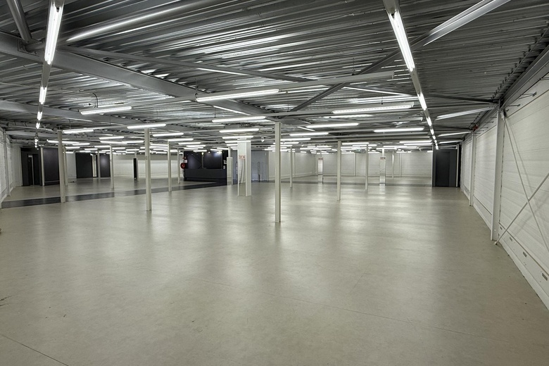 WinkelruimteaanMoriaanseweg Oost 76 b<br/> inHellevoetsluis WinkelruimteaanMoriaanseweg Oost 76 b<br/> inHellevoetsluis