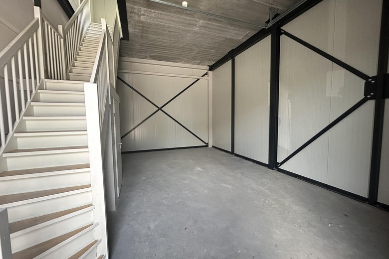 Bedrijfsruimteaanvan Beethovensingel 128 M<br/> inVlaardingen