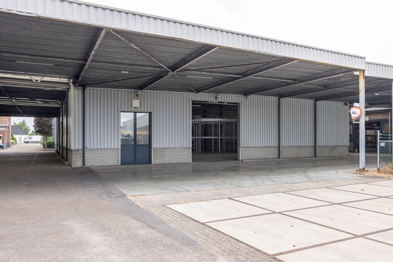 BedrijfsruimteaanHeereweg 337 B<br/> inLisse BedrijfsruimteaanHeereweg 337 B<br/> inLisse