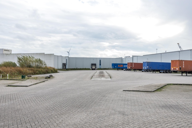 BedrijfsruimteaanGraanweg 15<br/> inMoerdijk BedrijfsruimteaanGraanweg 15<br/> inMoerdijk