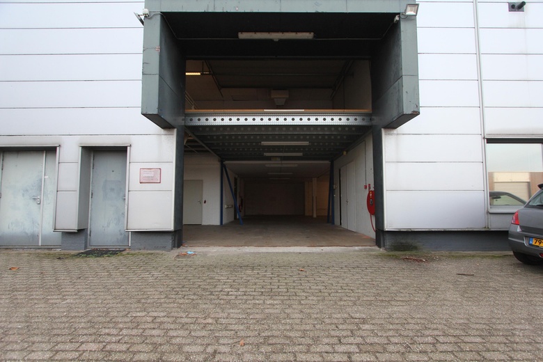 BedrijfsruimteaanDomineeslaan 91<br/> inZwanenburg