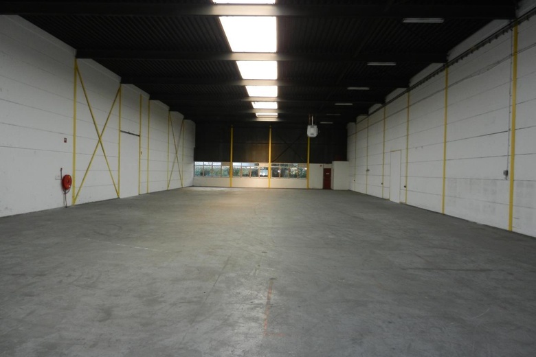 BedrijfsruimteaanPhilipsstraat 12<br/> inZoetermeer BedrijfsruimteaanPhilipsstraat 12<br/> inZoetermeer