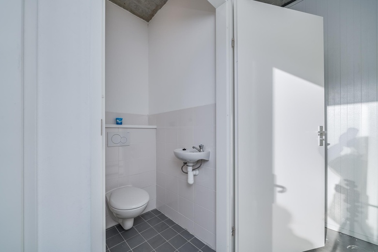 BedrijfsruimteaanDirk Verheulweg 10 D<br/> inWaddinxveen