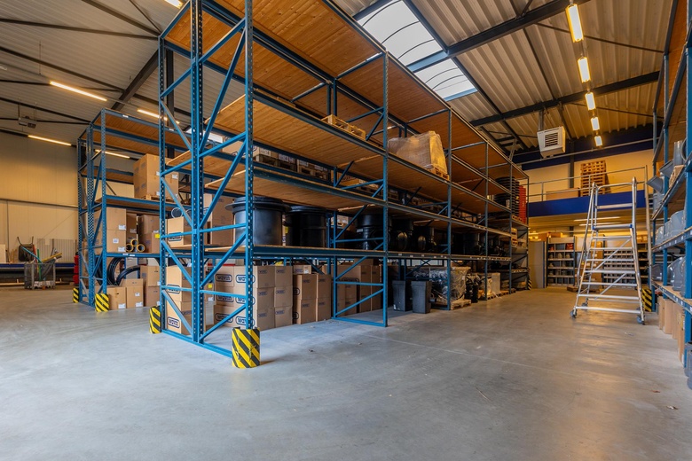 BedrijfsruimteaanSanderboutlaan 19 a<br/> inElsloo