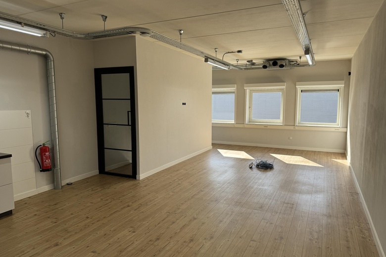 BedrijfsruimteaanVan Dijklaan 15 e<br/> inWaalre