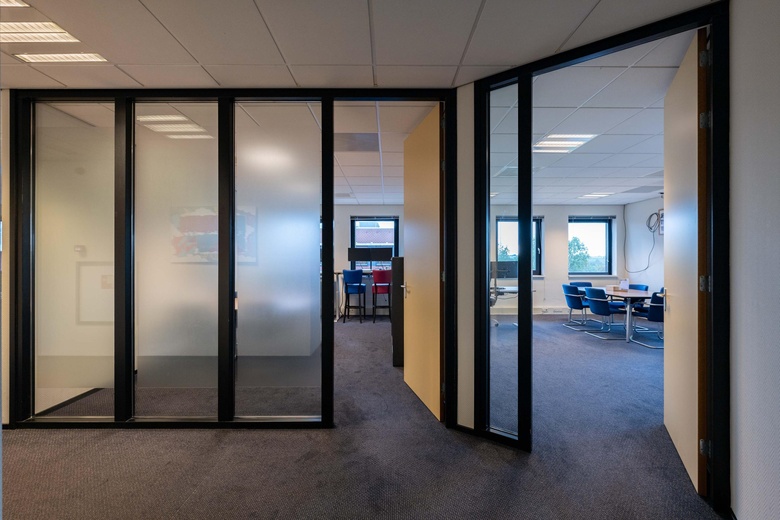 KantoorruimteaanSpoorhaven 76<br/> inBerkel en Rodenrijs