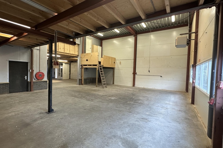 BedrijfsruimteaanJan Tinbergenstraat 19<br/> inReeuwijk BedrijfsruimteaanJan Tinbergenstraat 19<br/> inReeuwijk