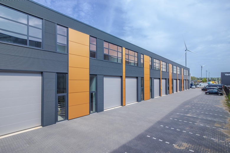 BedrijfsruimteaanRietgraafsingel 6<br/> inOosterhout