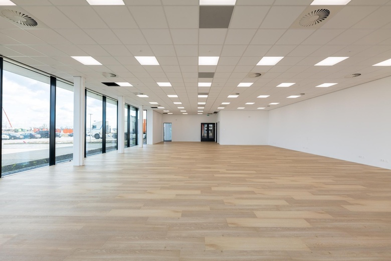 BedrijfsruimteaanVoltaweg 41<br/> inHellevoetsluis BedrijfsruimteaanVoltaweg 41<br/> inHellevoetsluis