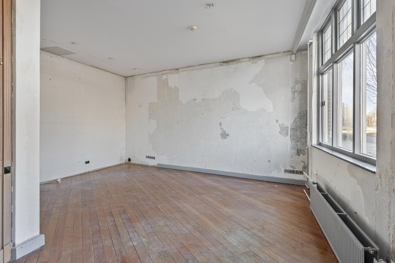 KantoorruimteaanZuiderspoorstraat 3<br/> inEnschede KantoorruimteaanZuiderspoorstraat 3<br/> inEnschede