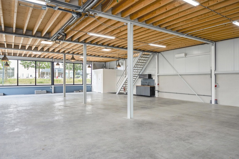 BedrijfsruimteaanBergerweg 140<br/> inSittard BedrijfsruimteaanBergerweg 140<br/> inSittard