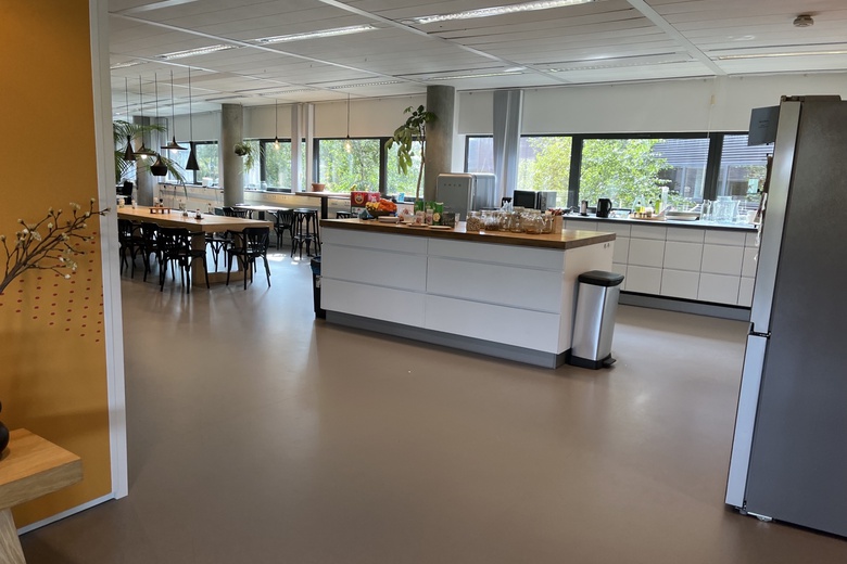 KantoorruimteaanStationsplein-NO 402- 412<br/> inSchiphol KantoorruimteaanStationsplein-NO 402- 412<br/> inSchiphol