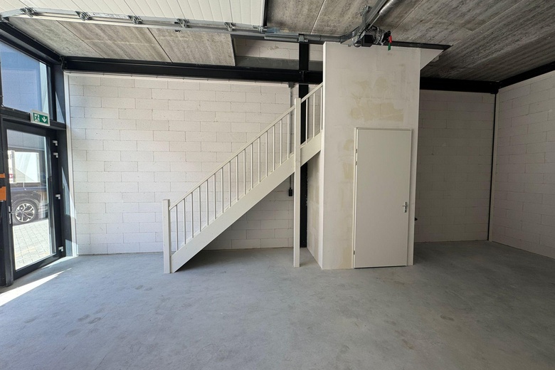 BedrijfsruimteaanFriezenstraat 12 B<br/> inRosmalen BedrijfsruimteaanFriezenstraat 12 B<br/> inRosmalen
