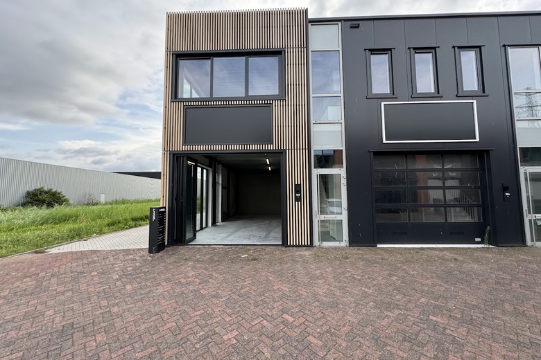 BedrijfsruimteaanJade 120<br/> inDordrecht BedrijfsruimteaanJade 120<br/> inDordrecht