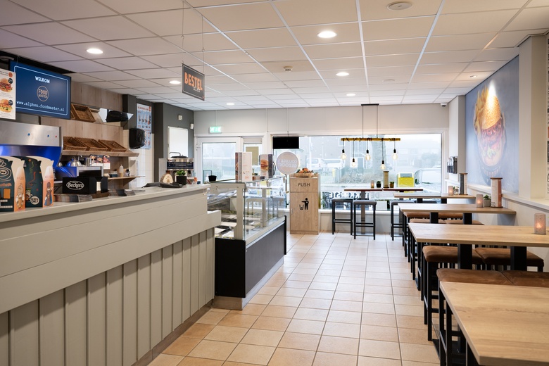 Bekijk foto 1 van Lijsterlaan 32 Bekijk foto 1 van Lijsterlaan 32